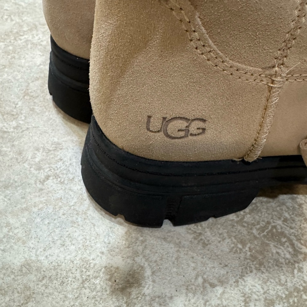 UGG Black and Tan Sole Boots - Picture 2 of 9